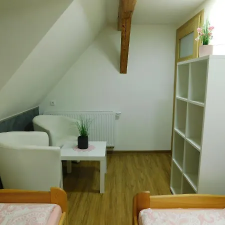 Kır Evi Brychovi Cerveny Potok